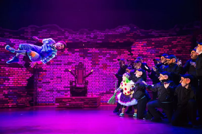 Groove on Down the Road